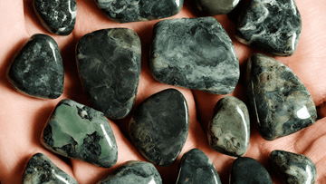 Kambaba Jasper Crystal Properties: Connection to Nature, Growth, Renewal, Inner Strength.
