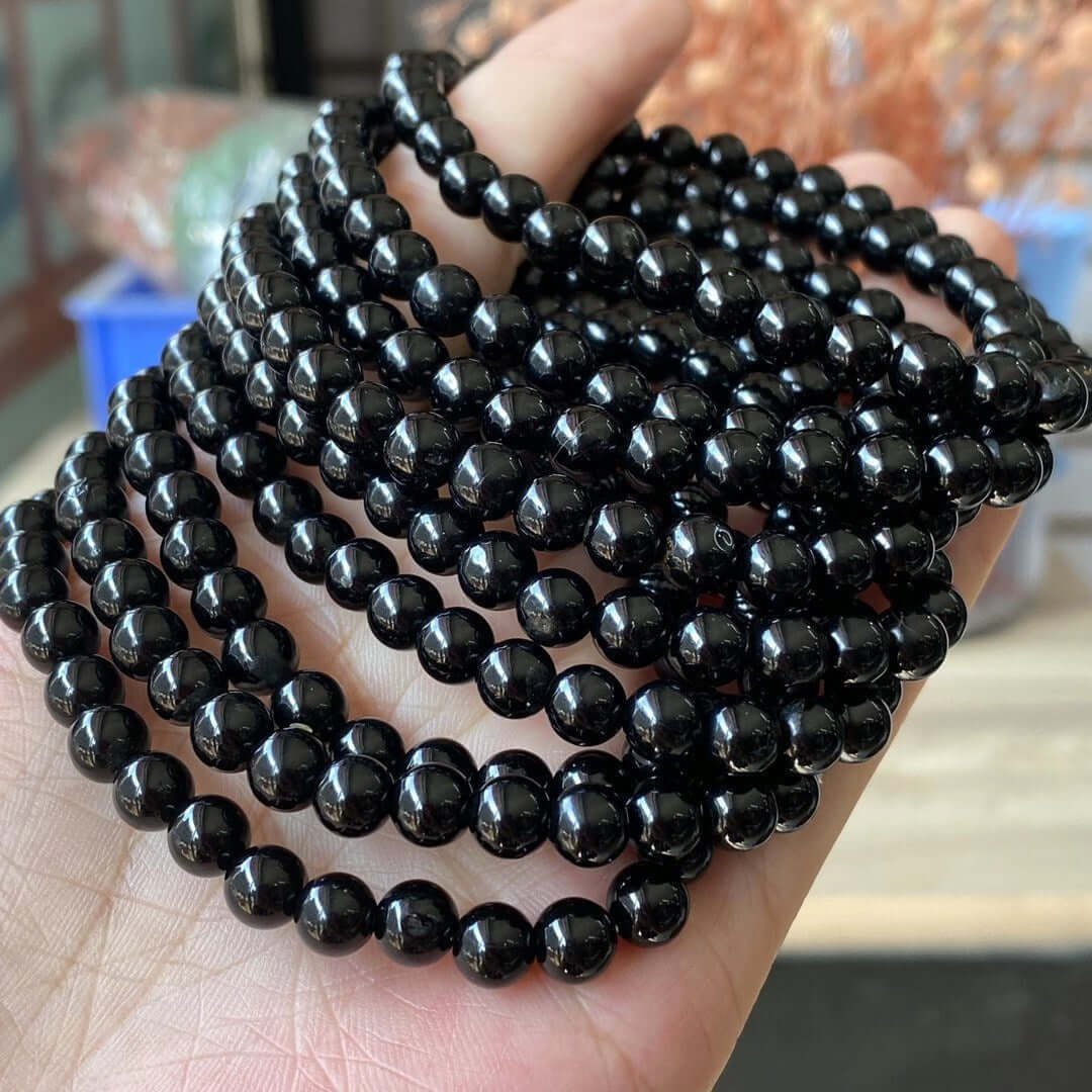 Black Obsidian Bracelet Benefits and Meaning – Real Healing Crystal Jewelry for Protection and Balance.