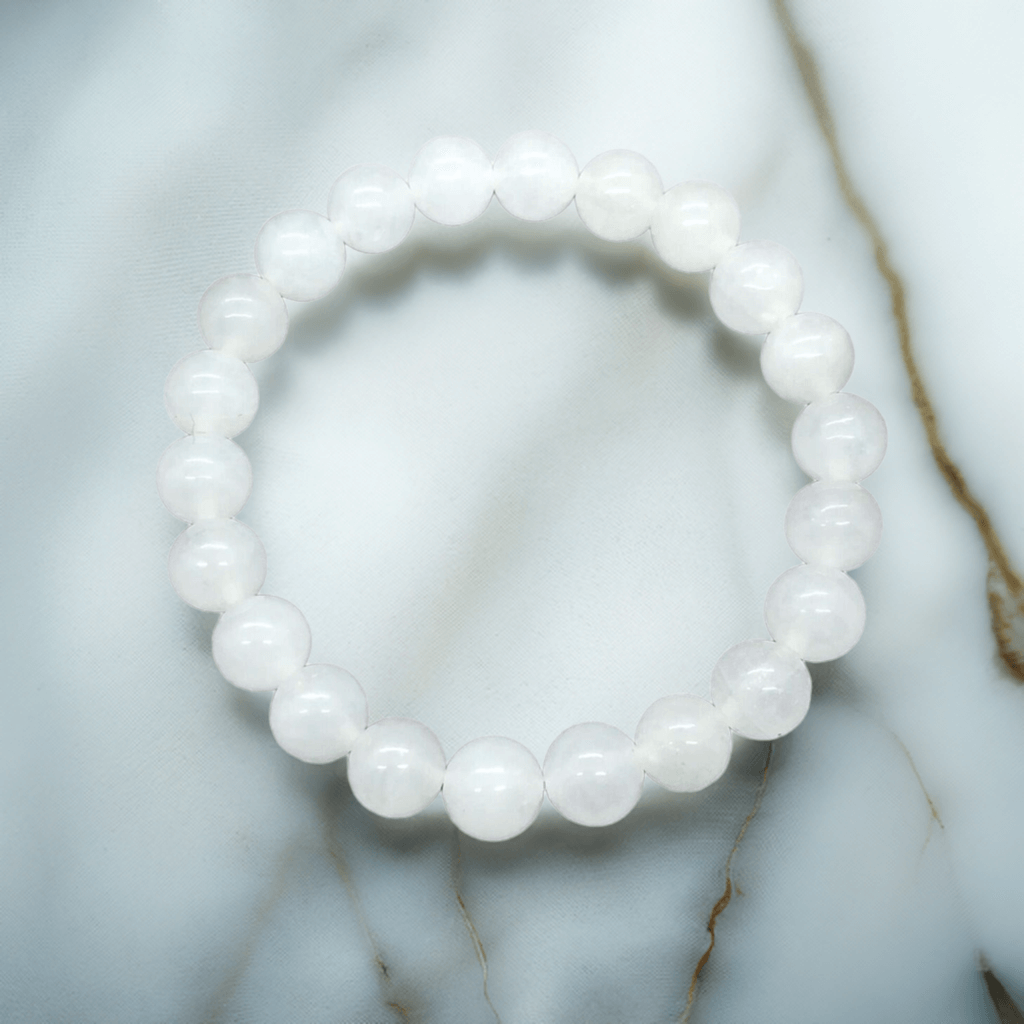 Real Quartz Bracelet Benefits – Healing Crystal Jewelry for Clarity and Energy Amplification.